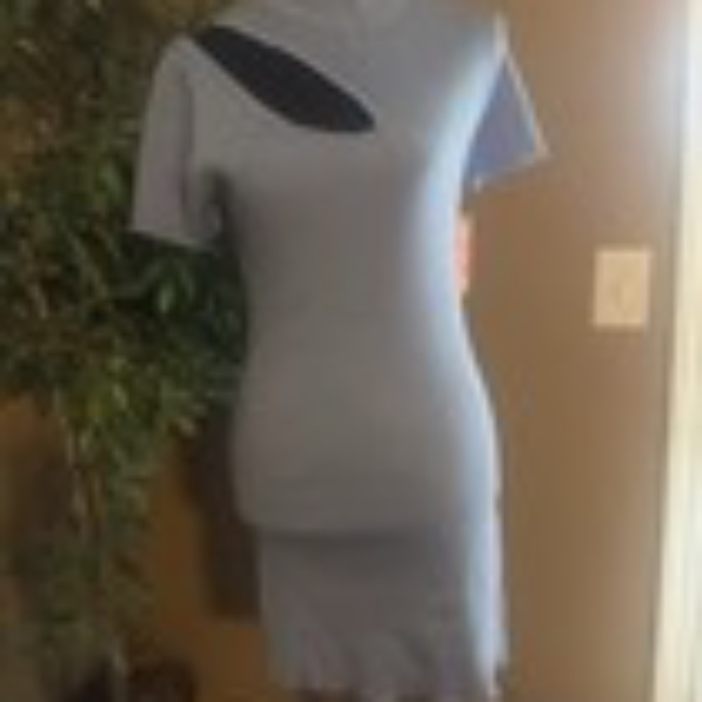 LE LIS Collection - Off The Shoulder Baby Blue Mini Sweater Dress Size Large